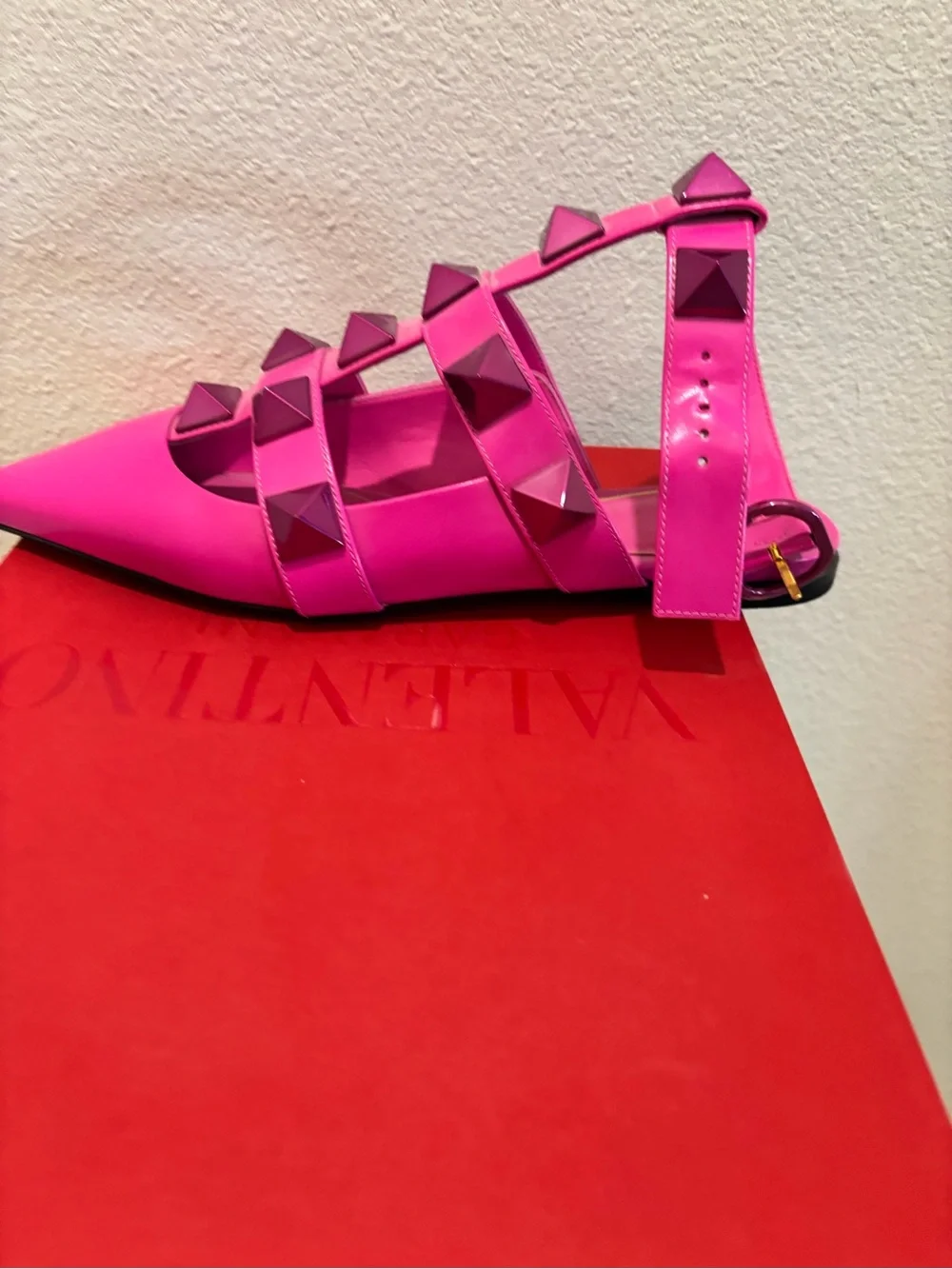 Valentino Garavani 'Roman Rockstud' Flats Pink, Size 38.5